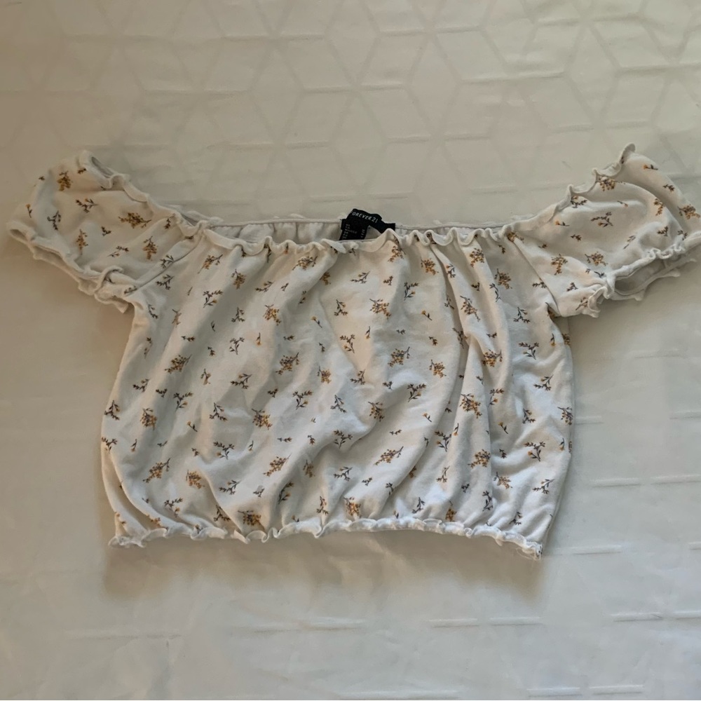 Off the shoulder floral crop top